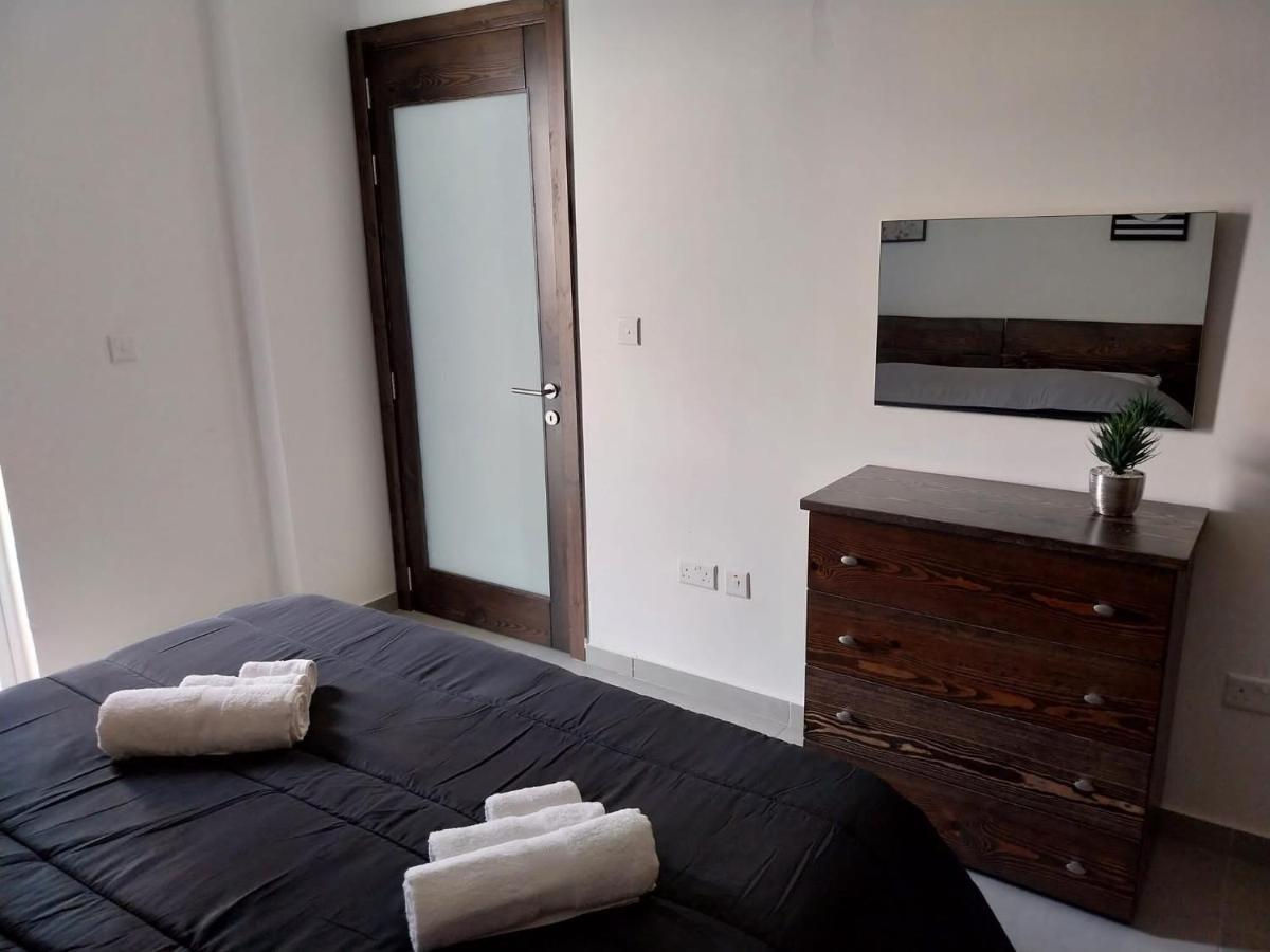 St Gaetan Accomodation 6B Hamrun Luaran gambar